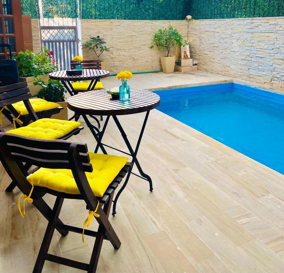 Roshani Pool Villa Gurgaon - 7BR #PrivatePool #Villa #Bungalow #Garden #Staycation Exteriör bild