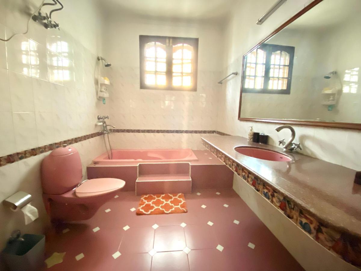 Roshani Pool Villa Gurgaon - 7BR #PrivatePool #Villa #Bungalow #Garden #Staycation Exteriör bild